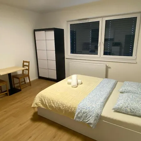 Διαμέρισμα Apartment, 5min Downtown *