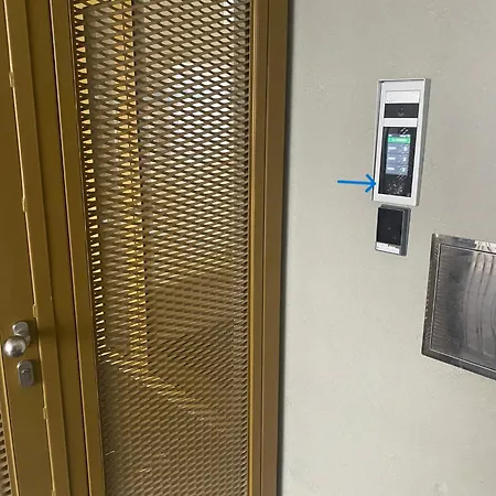 Apartment, 5min Downtown Апартаменты *
